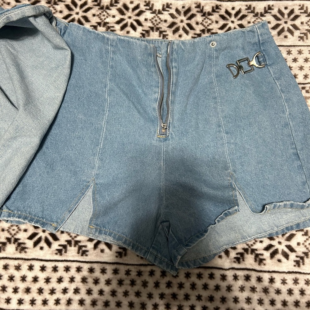 Skort size Large